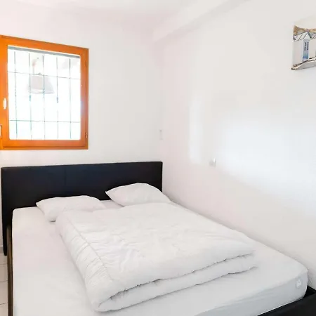 Pavillon T3 Renove Avec Piscine, Parking, Vue Nature - 4 Pers. - - Fr-1-409-163