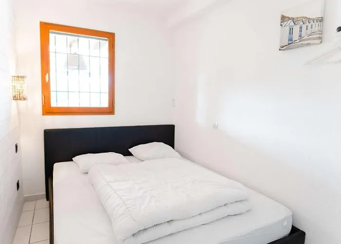 Pavillon T3 Renove Avec Piscine, Parking, Vue Nature - 4 Pers. - - Fr-1-409-163
